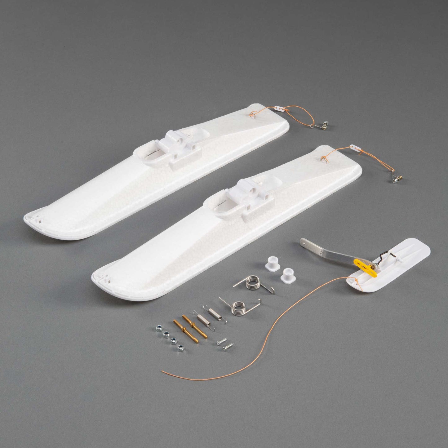 E-Flite EFLA970 10-15 Size Taildragger Ski Set 3mm Axle