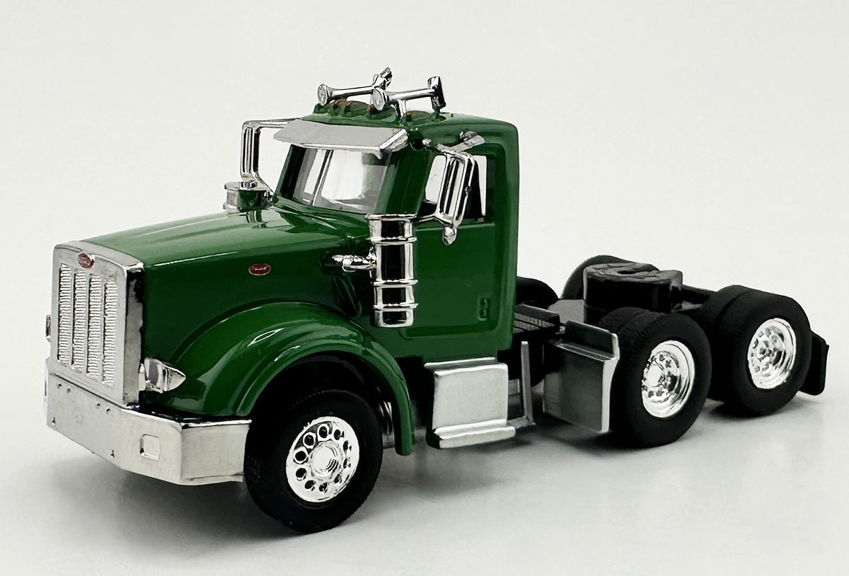 Trucks N' Stuff 36705 HO Green Peterbilt 367 Truck with Daycab