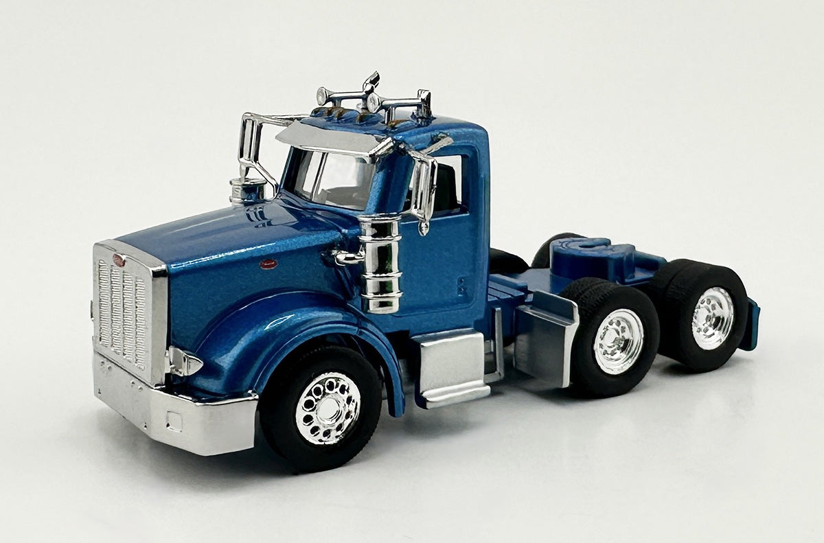 Trucks N' Stuff 36706 HO Blue Peterbilt 367 Truck with Daycab