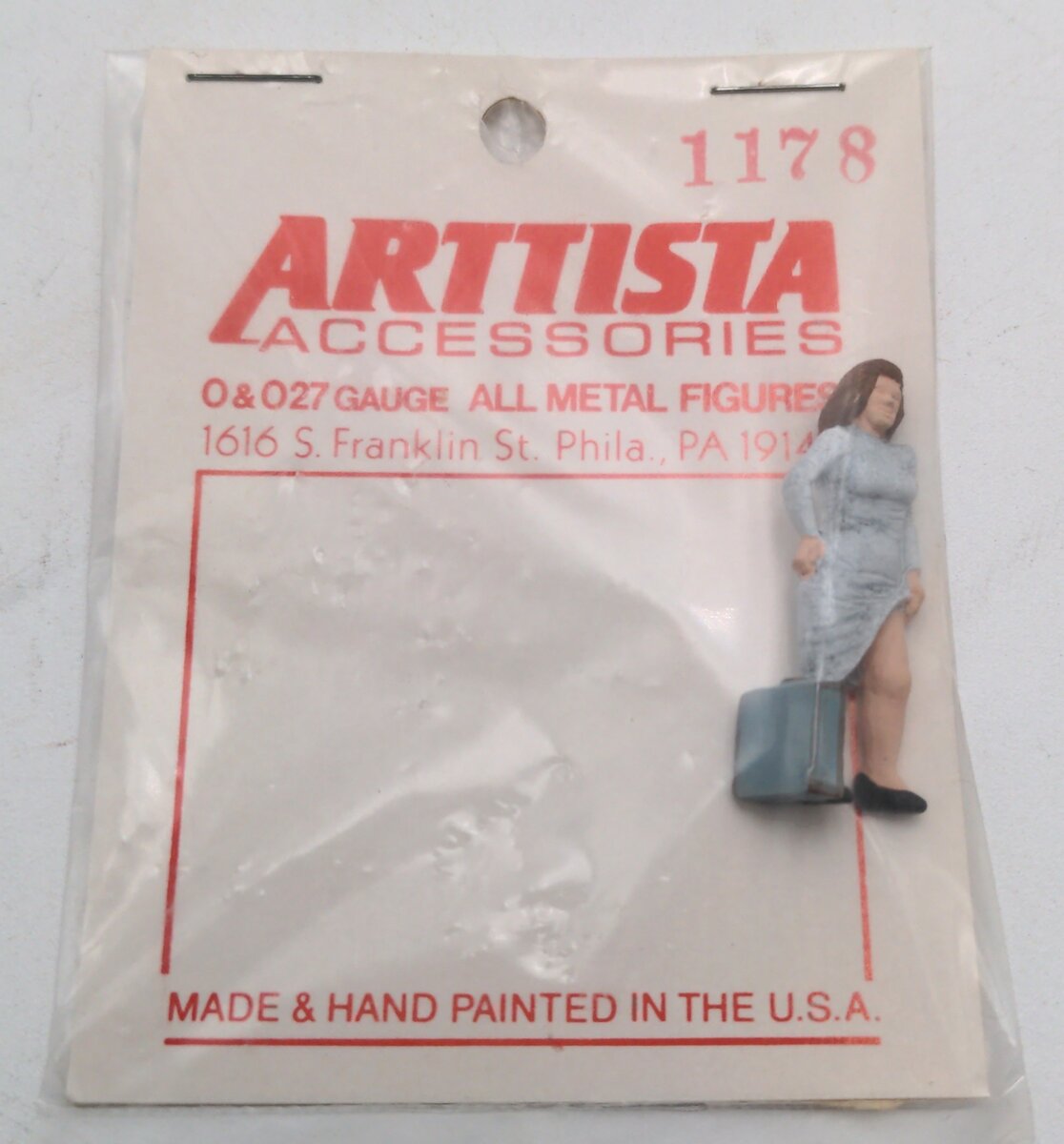 Arttista 1178 Hitchhiking Woman Pewter Figure