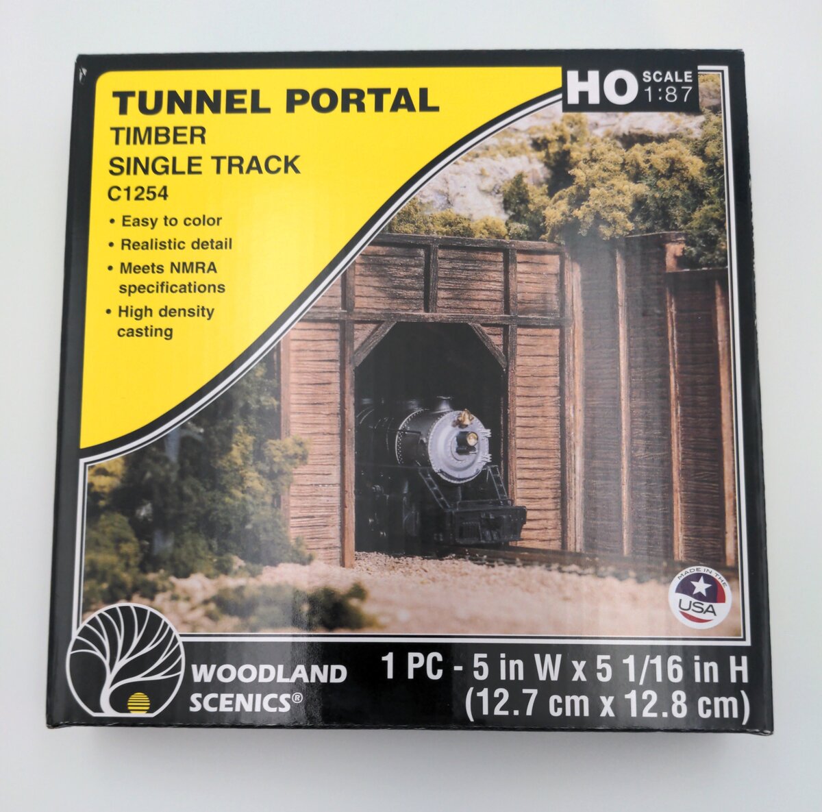 Woodland Scenics C1254 HO Scale Timber Single Track Tunnel Portal