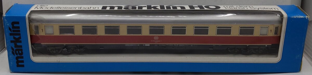 Marklin 4098 HO 1st Class DB Avmz Passenger Car #:61 80 19-90 016-5