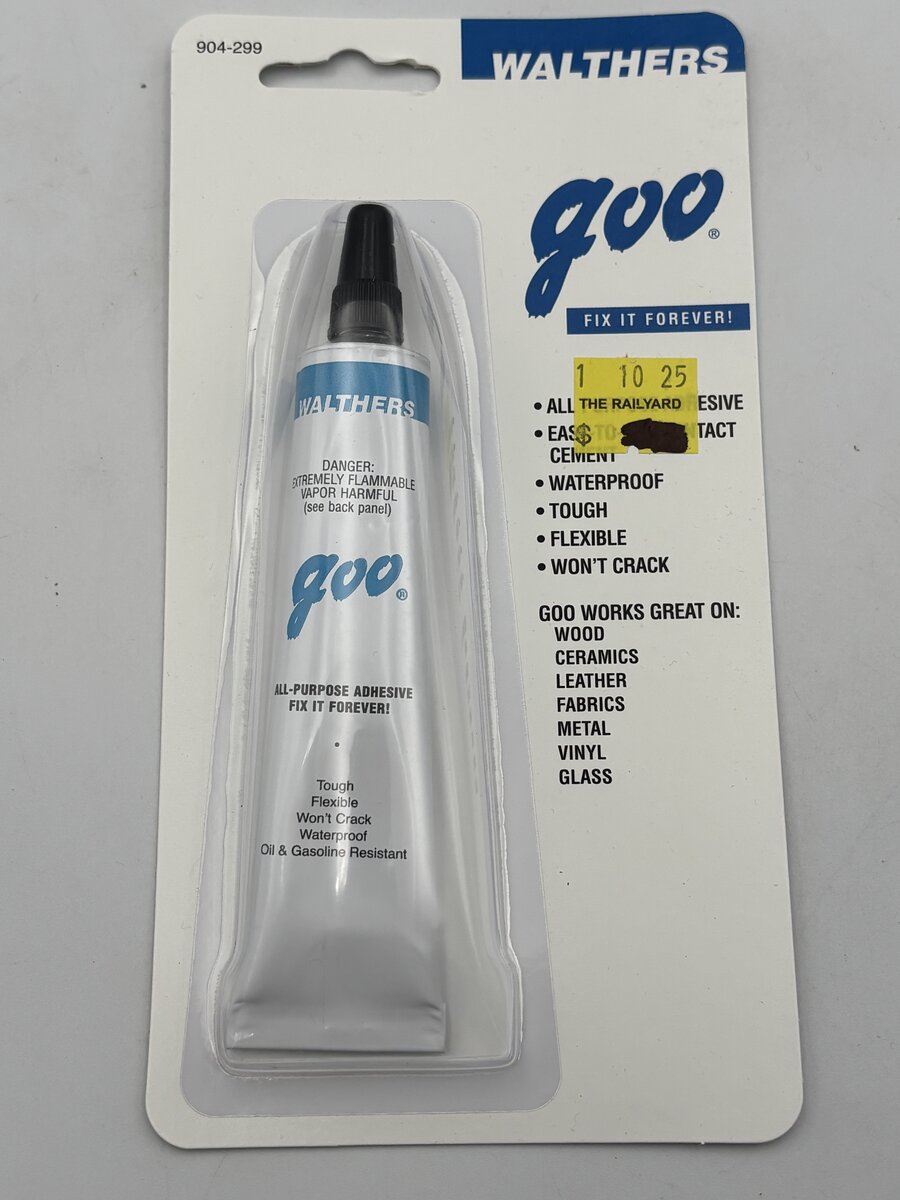 Walthers 904-299 Goo Glue Cement 1 Oz. Tube