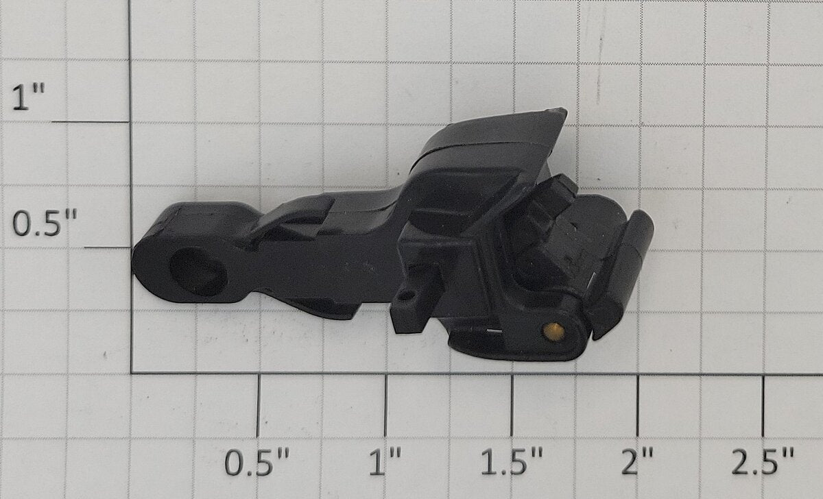 Aristo-Craft 89200 G Scale Delton Operating Articulated Knuckle Coupler