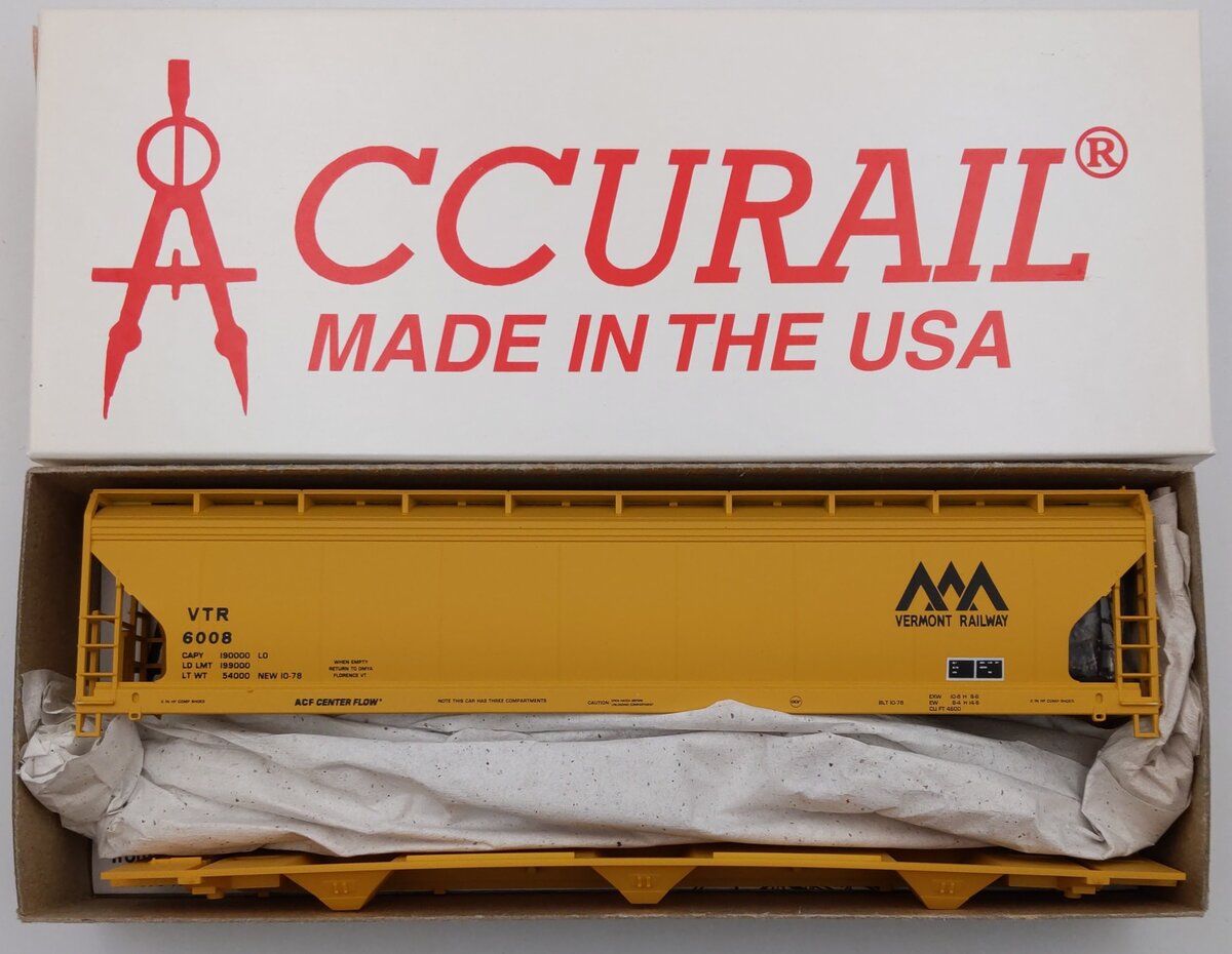 Accurail 2068 HO Vermont Railway ACF 3-Bay Center Flow Hopper Kit