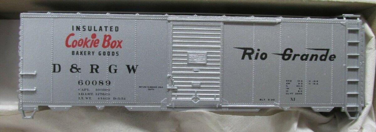 Accurail 3506 HO Scale Denver and Rio Grande Western AAR 40' Steel Boxcar #:3506