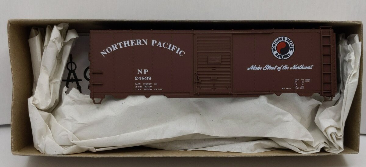 Accurail 3529 HO Scale Northern Pacific 40' Steel AAR Boxcar Kit Road #: 24839