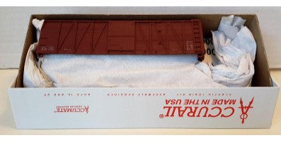 Accurail 4198 HO Data-MIN Red 40'' O.B. Boxcar w/Wood Ends Kit