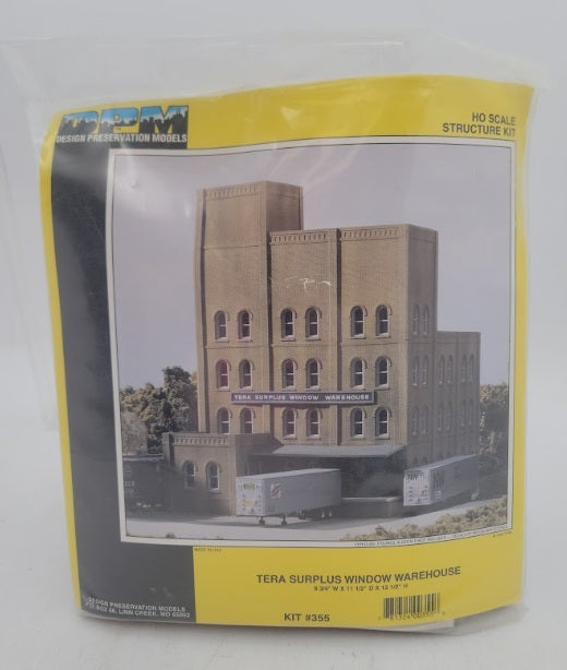 DPM 35500 HO Scale Tera Surplus Window Warehouse Building Kit