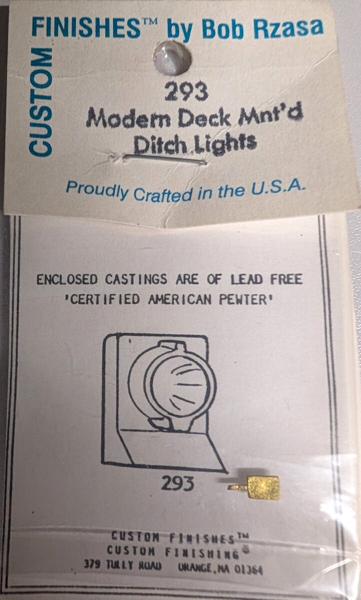 Custom Finishing 293 HO Ditch Lights - Platform End Mounts
