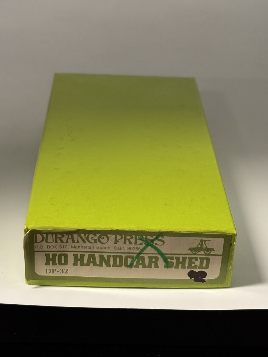 Durango Press DP-32 HO Handcar Shed with Car - Kit