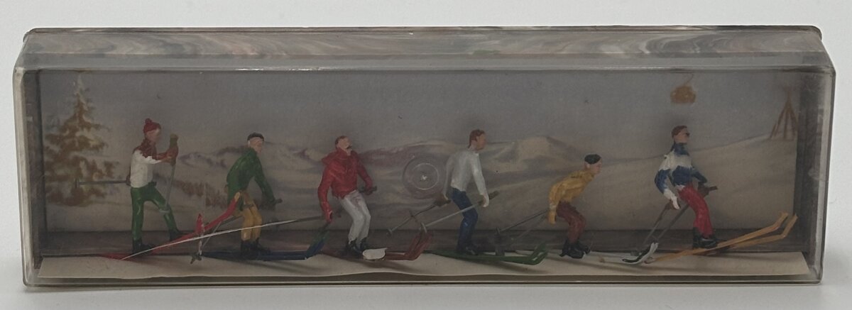 Merten 2144 HO Men Skiers Figures (Set of 6)