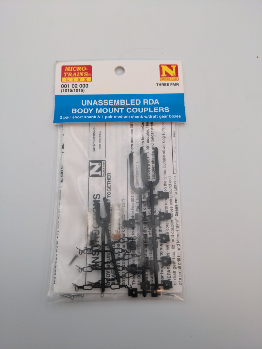 MicroTrains 00102000 N Body Mount Couplers Kit (Pack of 3)
