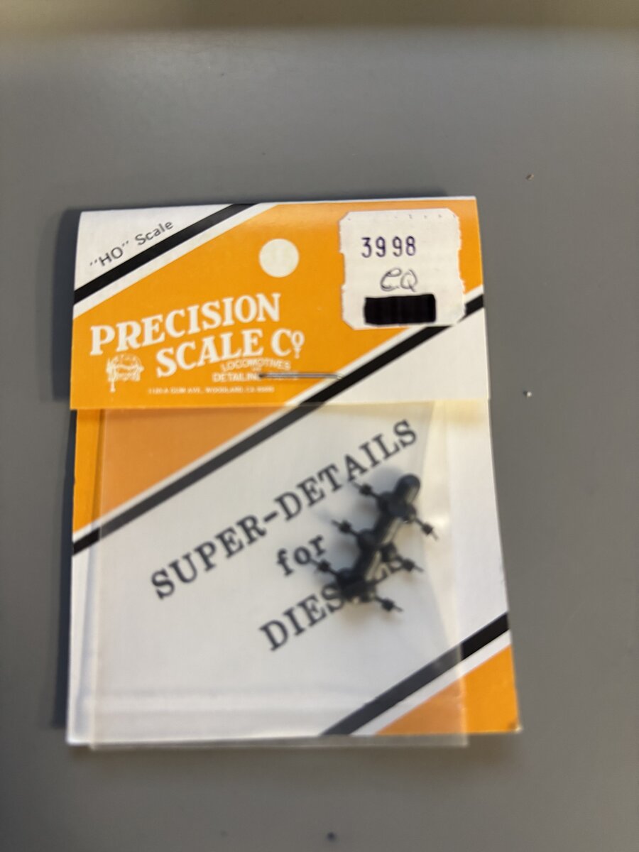 Precision Scale Company 3998 HO Cab door handle EMD pl 6/