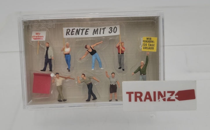 Preiser 10456 HO Scale Demonstrators Figures with Accessories (Set of 8)