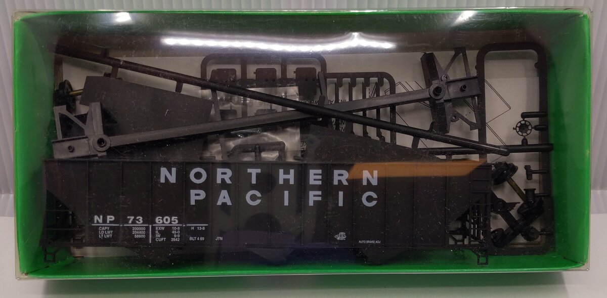 Bowser 55159 HO Scale Northern Pacific 100 Ton 45' 3-Bay Hopper Road #: 73605