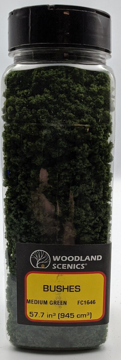 Woodland Scenics FC1646 Medium Green Bushes 32 Oz. Shaker