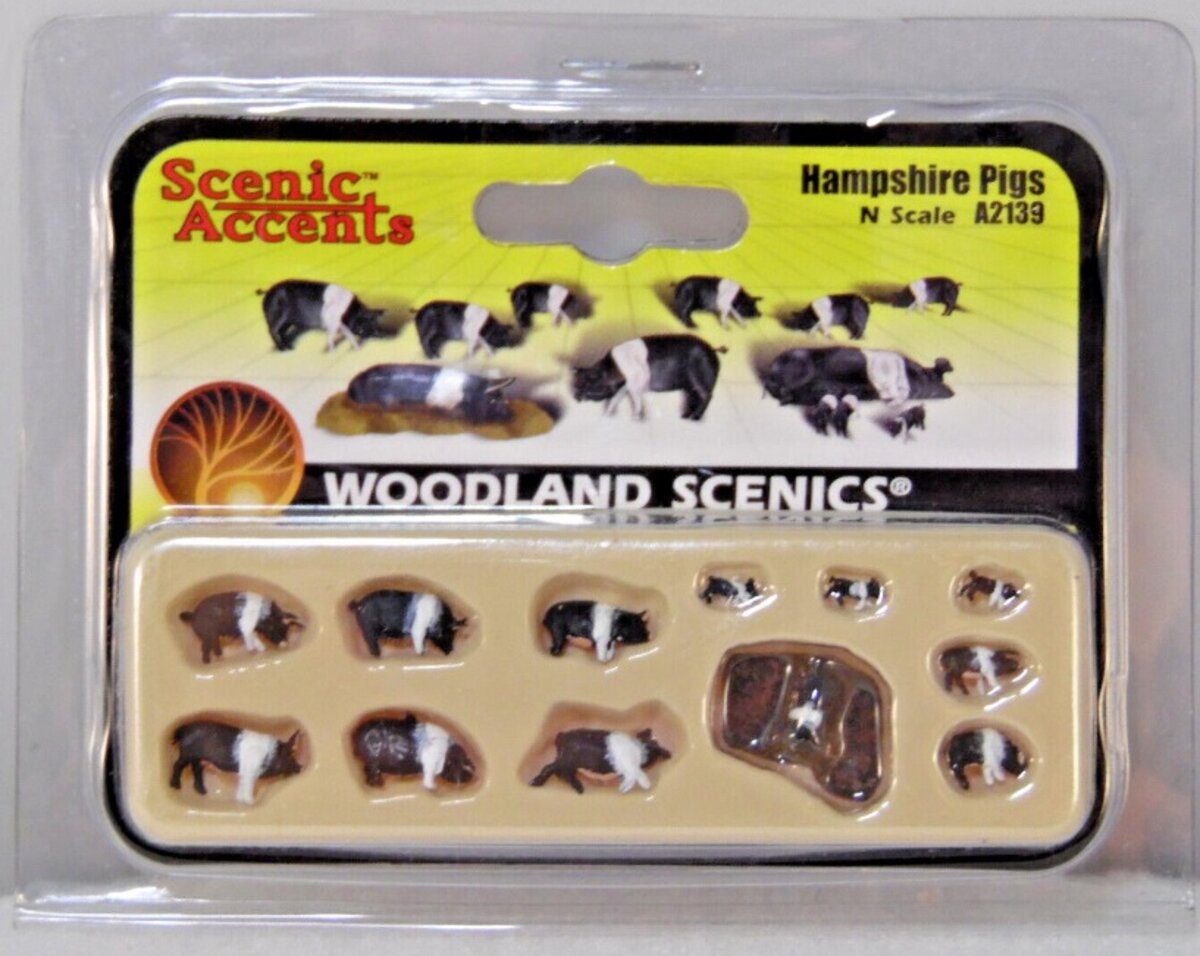 Woodland Scenics A2139 N Scenic Accents Hampshire Pigs Figures (Set of 12)