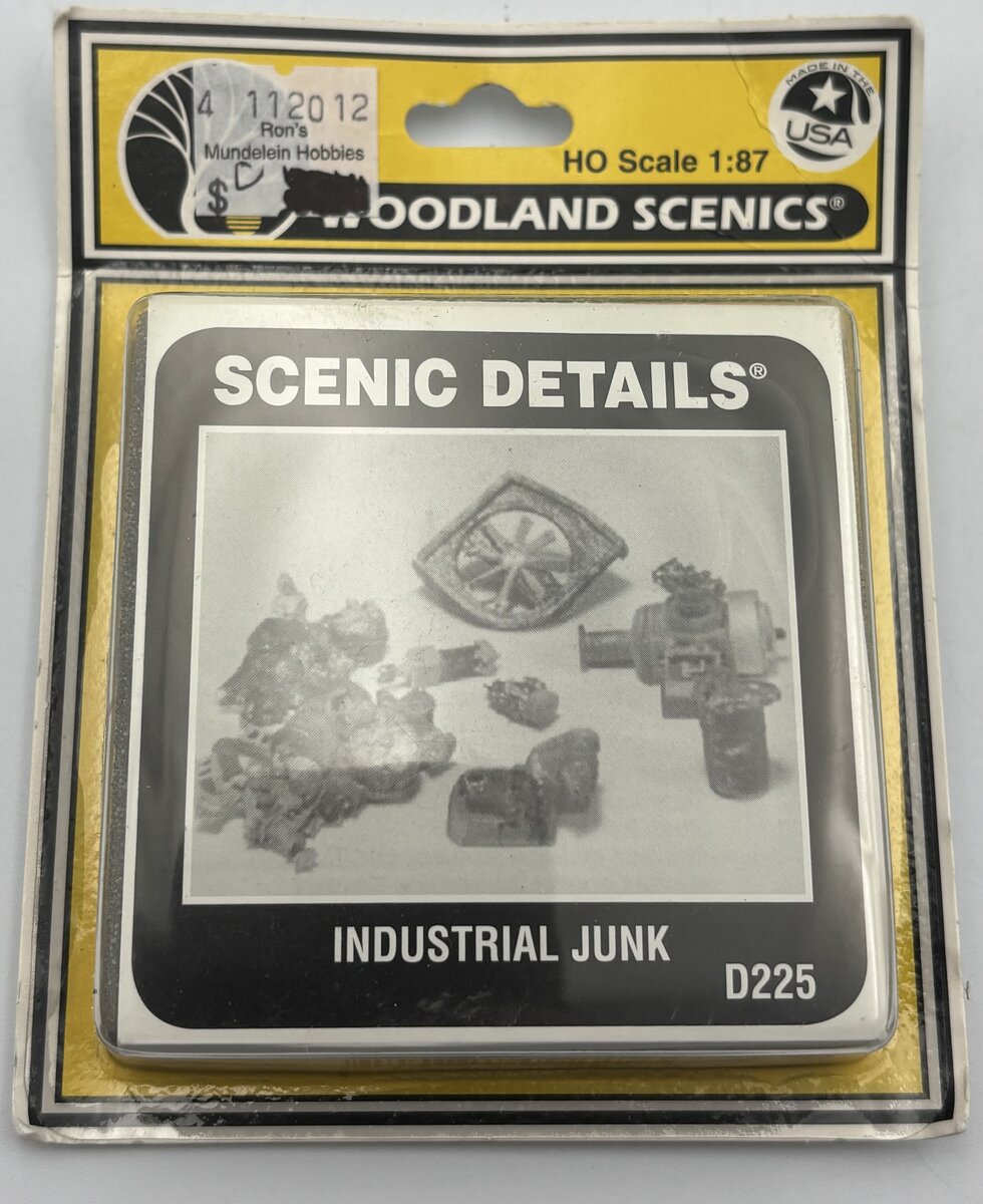Woodland Scenics D225 HO Scenic Details Industrial Junk Set