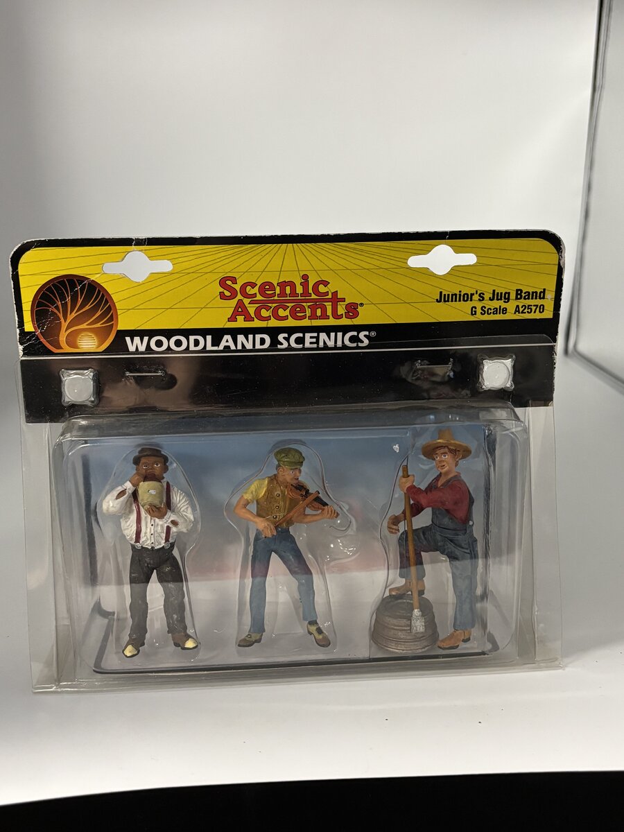 Woodland Scenics A2570 G Scenic Accents Junior's Jug Band Figures (Set of 3)