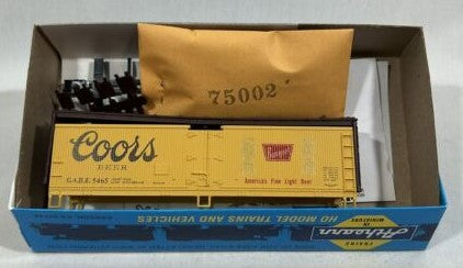 Athearn 5203 HO Scale Coors Beer Blue Box 40' Wood Reefer # 5465 Kit