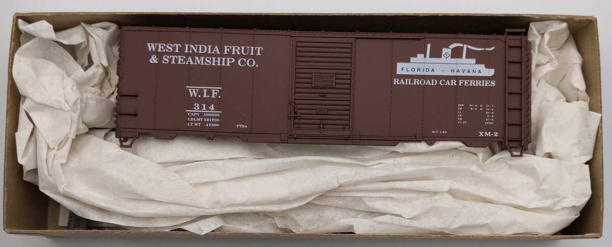 Accurail 1510 HO AAR 40' Steel Boxcar West India Fruit & Steamship Company #314