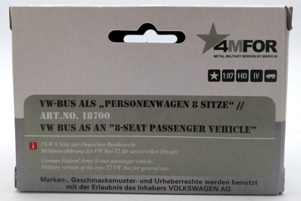 Marklin 18700 1:87 Scale Diecast VW Bus 8-Seat Passenger Vehicle