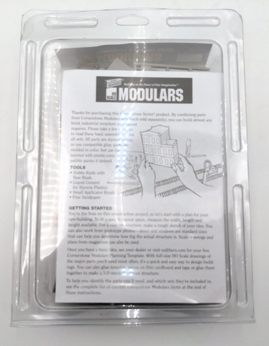 Walthers 933-3724 HO Scale Modulars Foundation & Loading Docks Building Kit