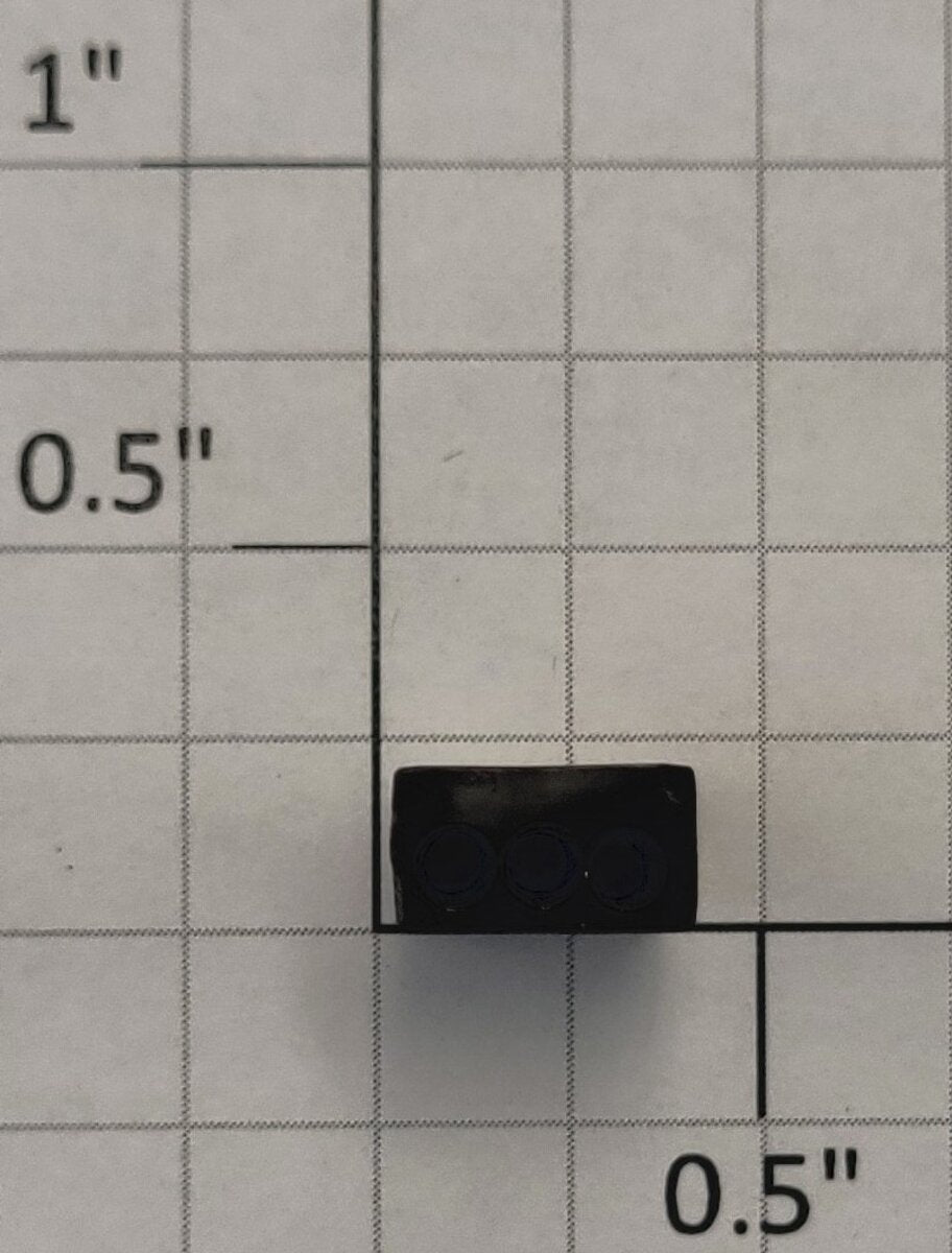 Lionel 8102-65 Three Prong Plug Case Connector