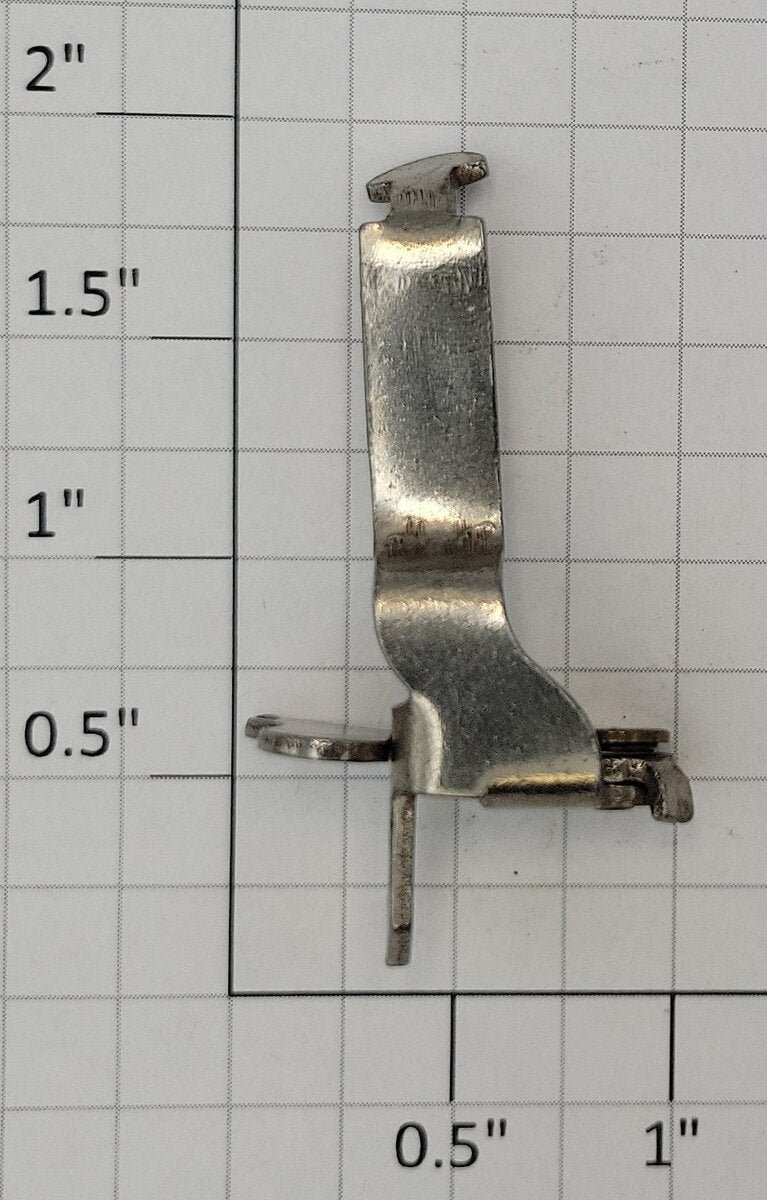 Lionel CP-7 O Gauge Twist Latch Short Shank Coupler with Spring and Bent