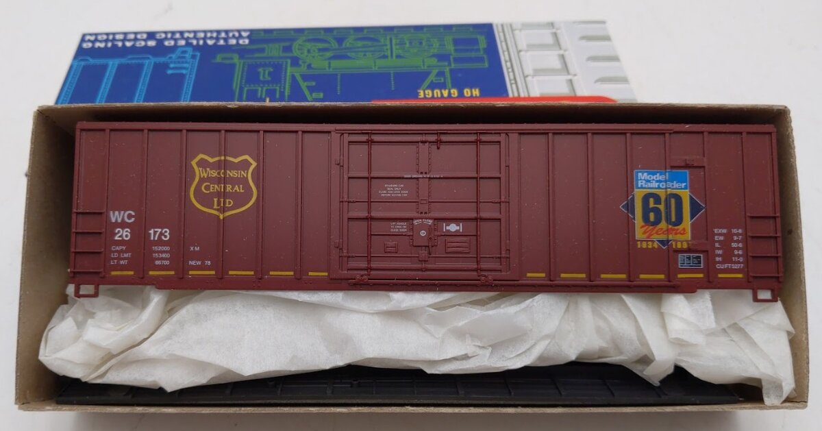 Roundhouse 7749 HO Scale Wisconsin Central Boxcar # 26173 Kit
