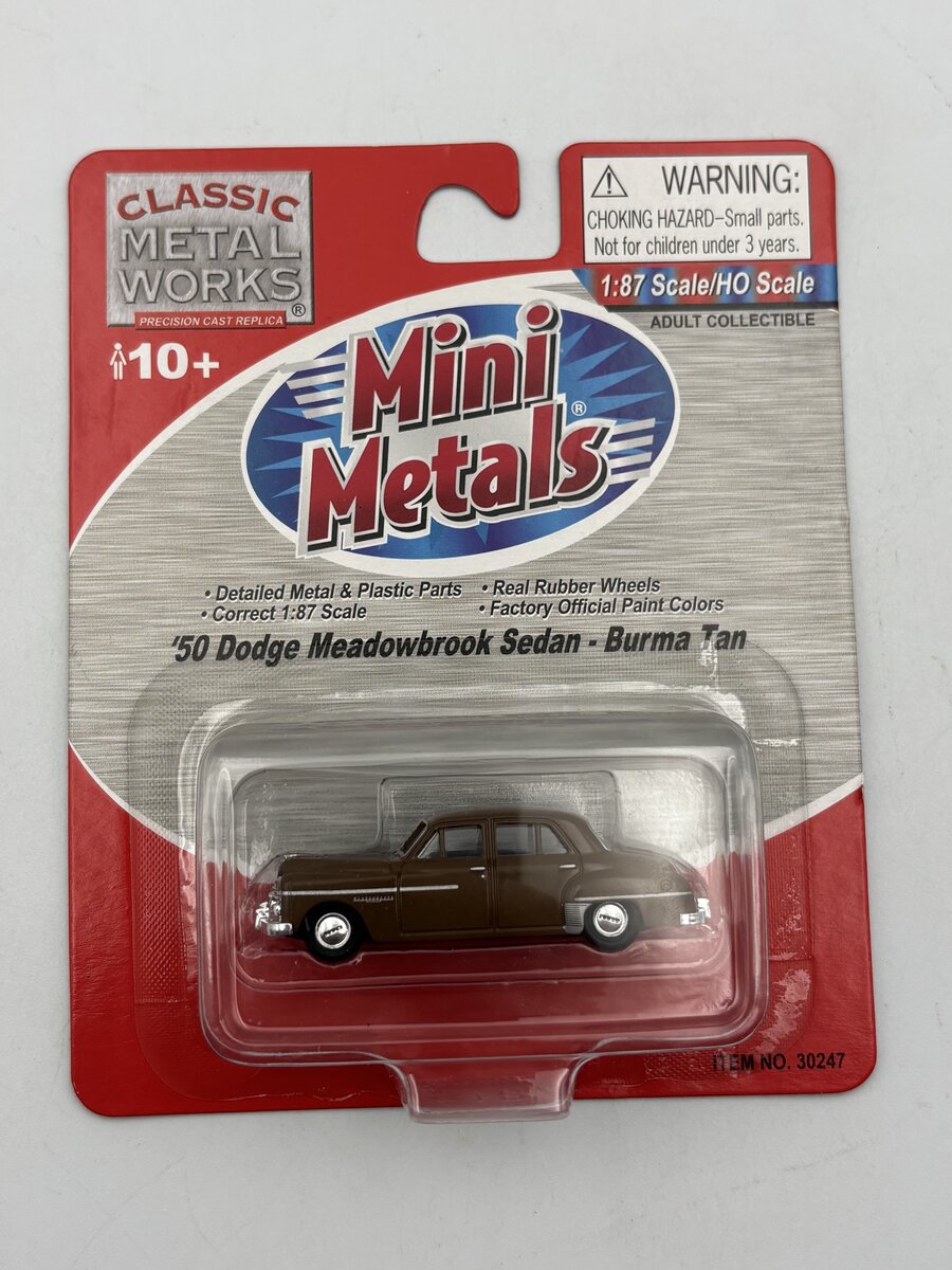 Classic Metal Works 30247 HO Mini Metals Burma Tan '50 Dodge Meadowbrook Sedan