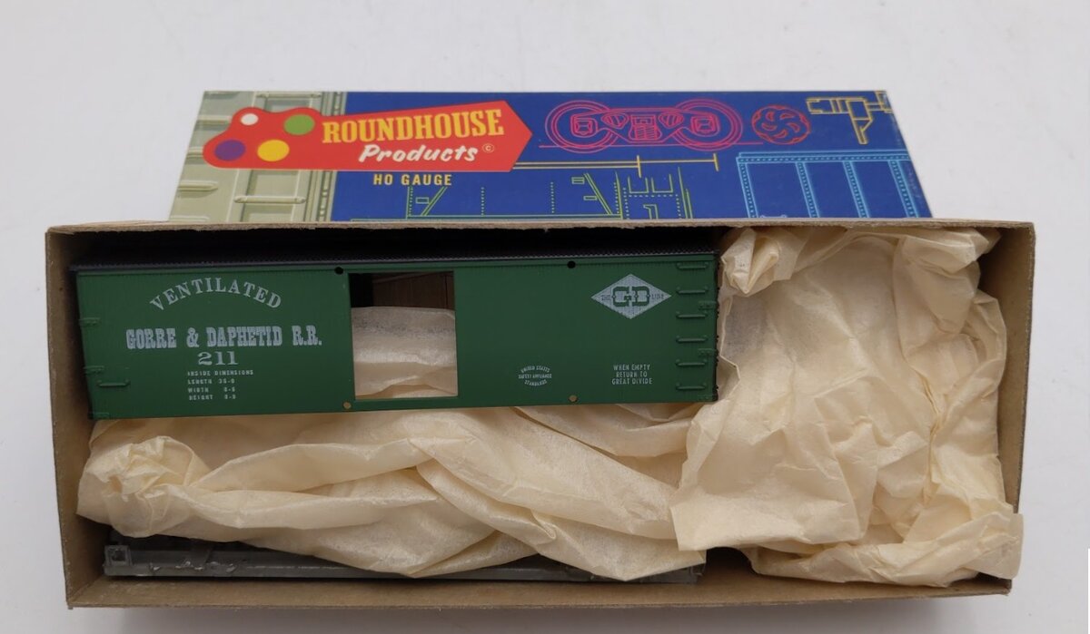 Roundhouse 1008 HO Scale Goore & Daphetid 36' Ventilated Box Car Road # 211 Kit