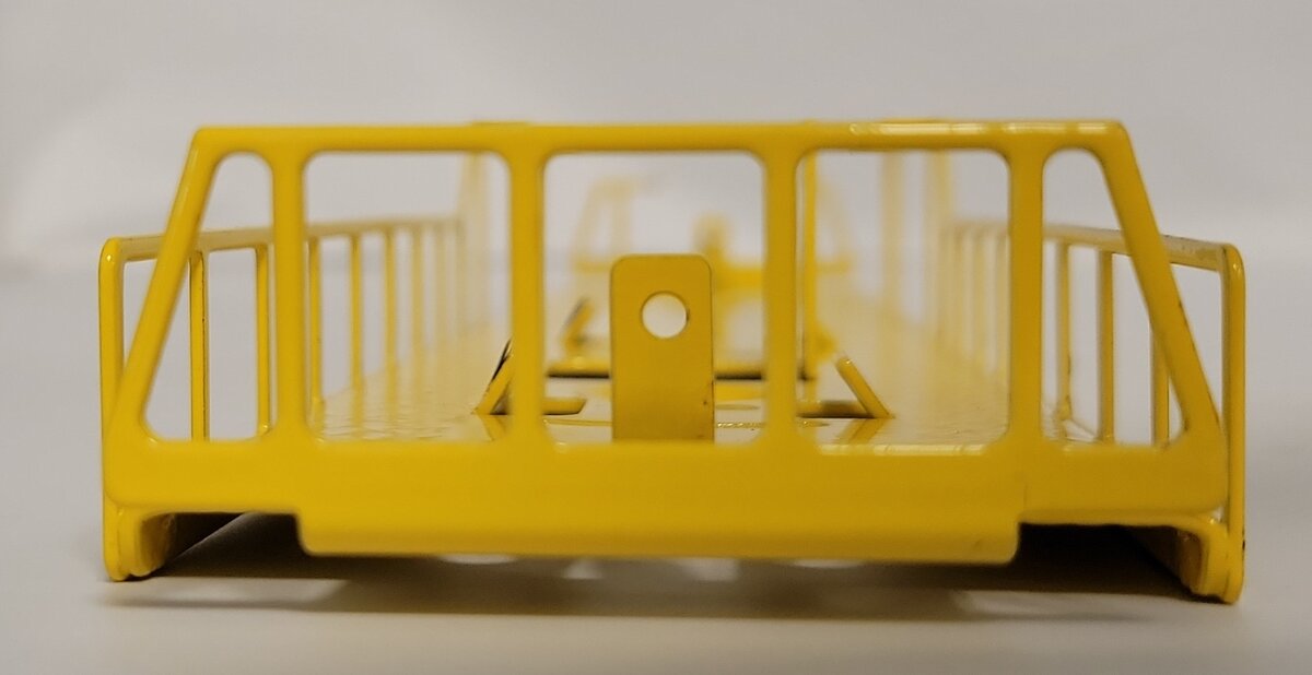 Lionel 8873-54 Santa Fe SD-18 Diesel Yellow Dummy Frame Assembly