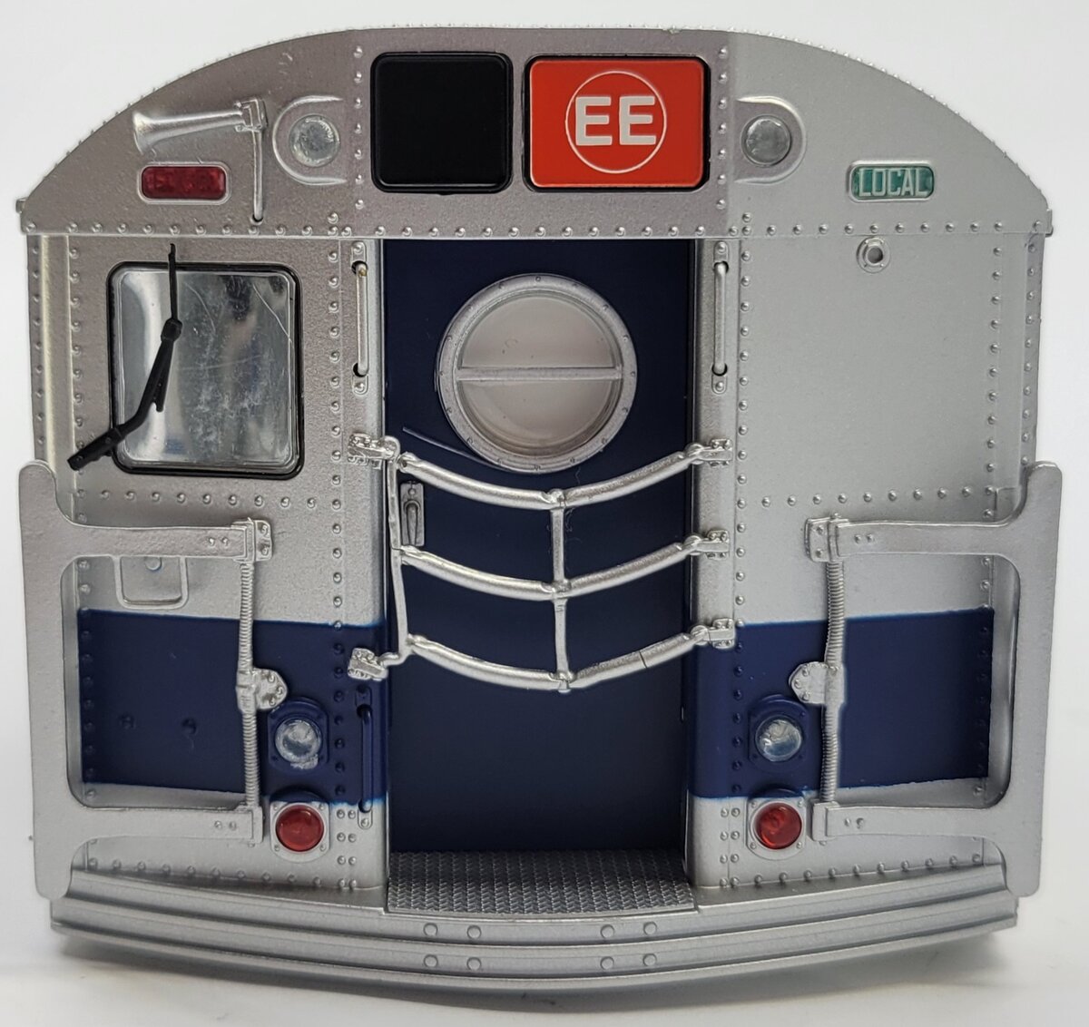Lionel 25589-2 #6411 R-16 Subway Shell without Side Windows