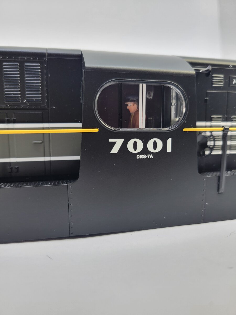 Lionel 18385-2 #7001 H16-44 NYC Conventional Shell