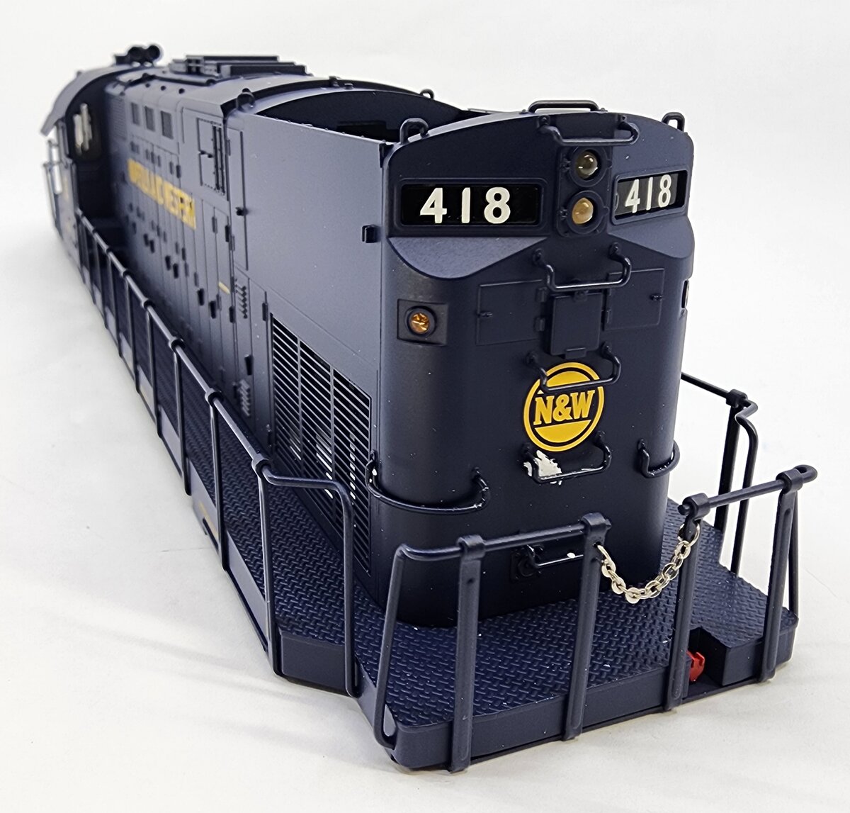 Lionel 28250-2 #418 C-420 Norfolk & Western Shell