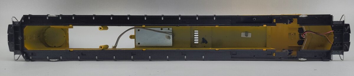 Lionel 38735-7 Santa Fe BNSF Heritage SD70ACE Diesel Locomotive Shell #1996
