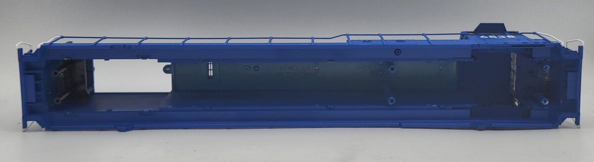 Lionel 28268-2 Conrail Unpowered U30C Diesel Locomotive Body Shell #6838