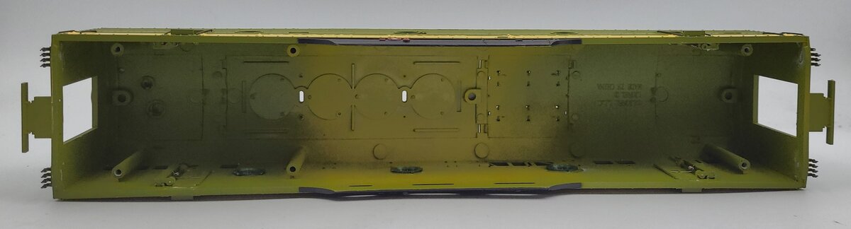 Lionel 34644-2 Grand Trunk Unpowered F3 Diesel Locomotive B Unit Shell #9022-B