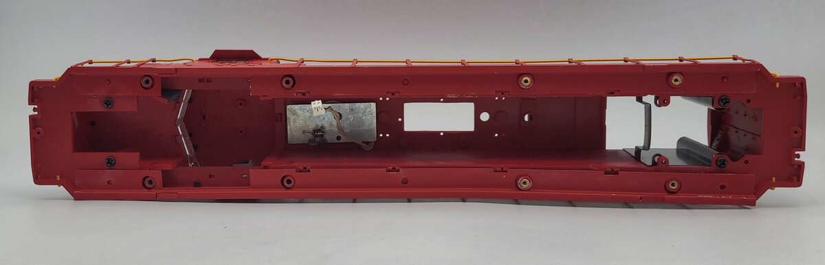 Lionel 34749-2 Lehigh Valley Unpowered C-420 Diesel Locomotive Shell #412
