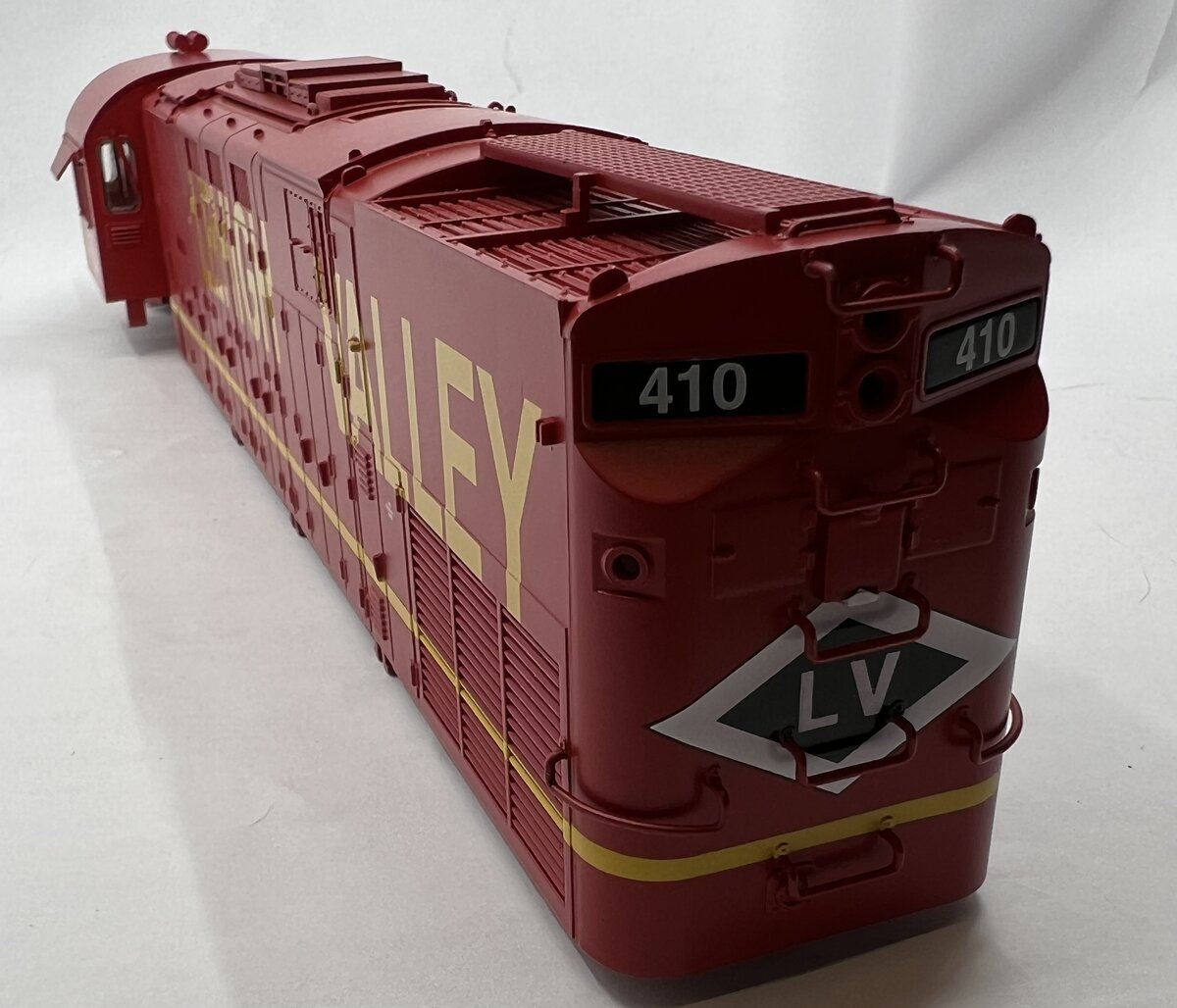 Lionel 8592-1 #410 C-420 Lehigh Valley Shell with No Cab