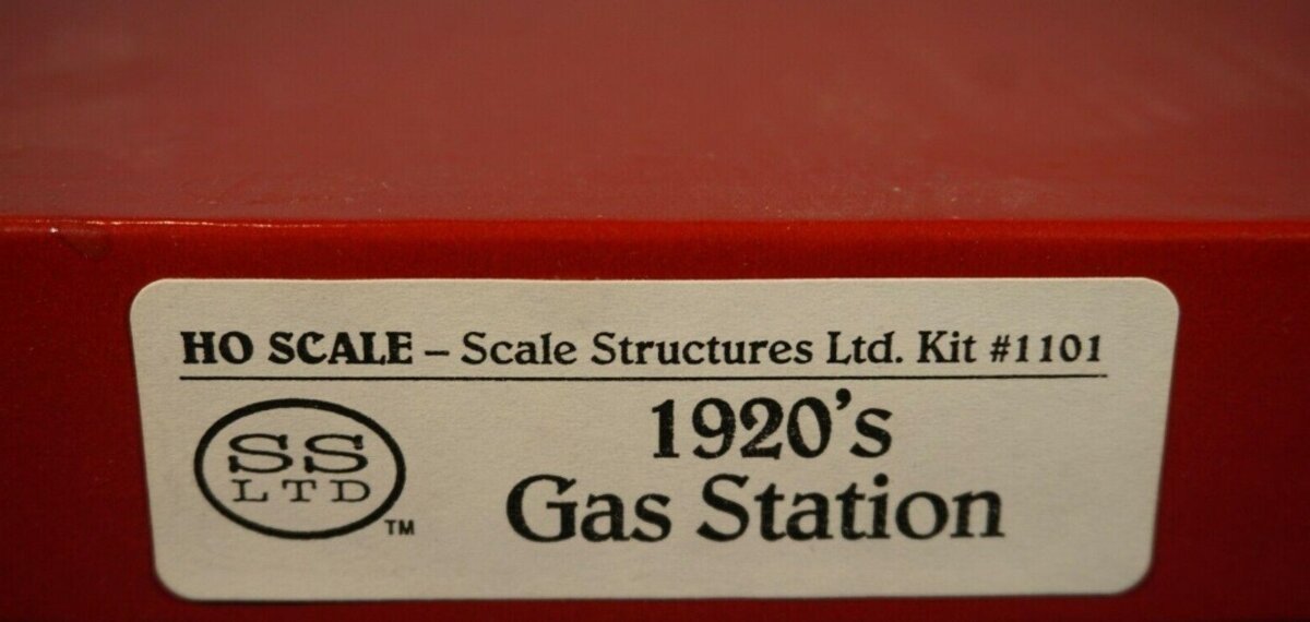 Scale Structures 1101 HO 1929 Gas Station W/Exterior Details Super Kit