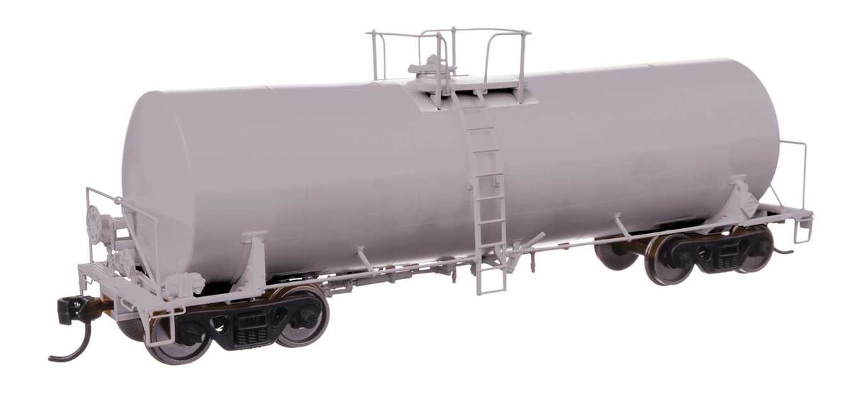 Walthers 920-100000 HO Undecorated 40' Trinity 14,000-Gal Molten Sulfur Tank Car