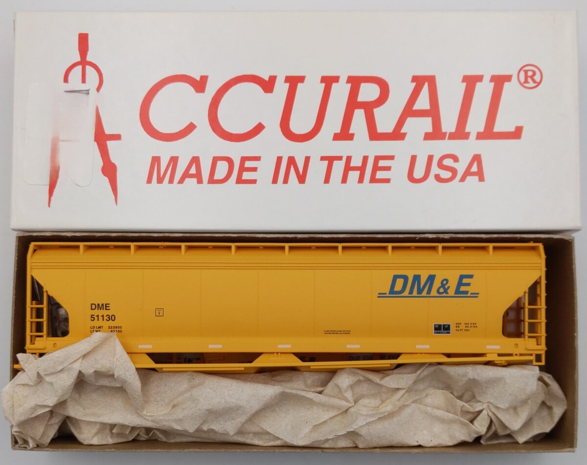 Accurail 20721 HO 3-Bay ACF Covered Hopper DM&E Kit
