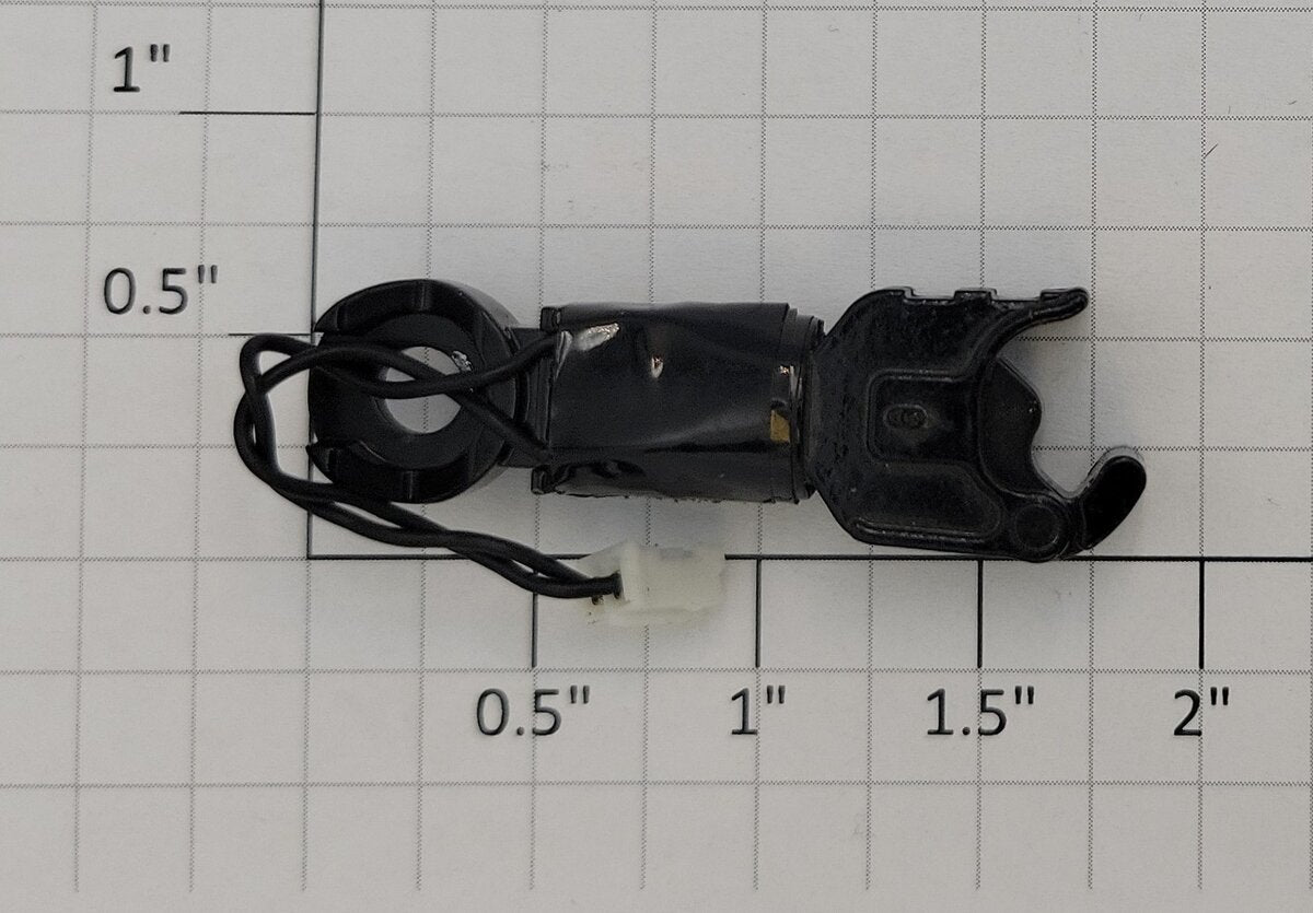 Lionel 24536-550 Lackawanna Scale Black B-Unit Coil Coupler with 2 Pin Connector