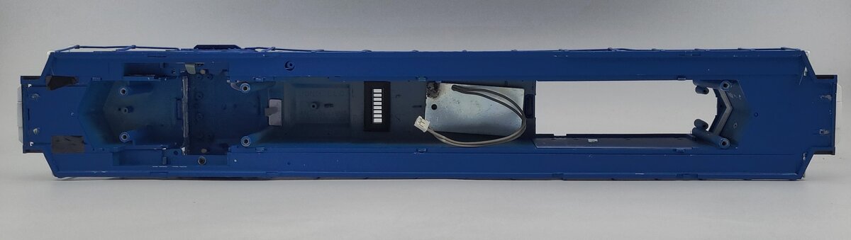 Lionel 38933-2 Conrail SD40-2 Diesel Locomotive Shell #6424