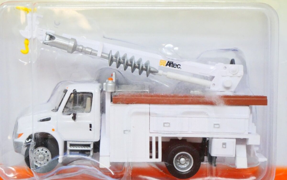 Boley 4132-77 1:87 Dept 1-87 White City Power Utility Truck