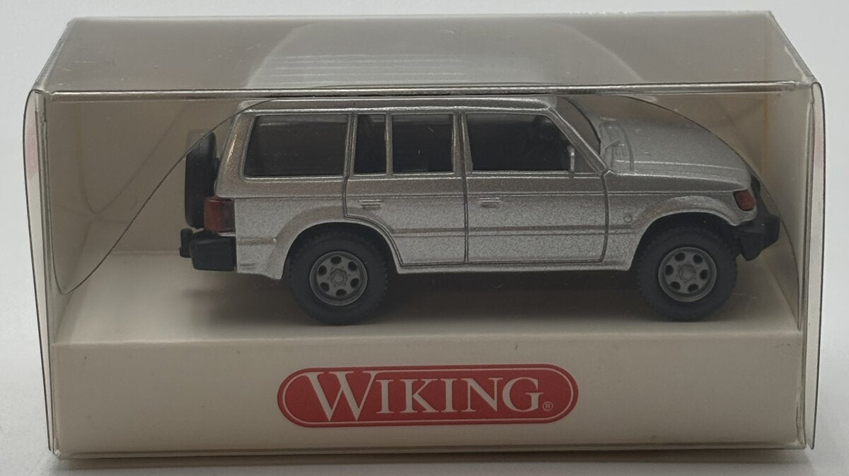 Wiking 26303 1:87 Mitsubishi Pajero Silver