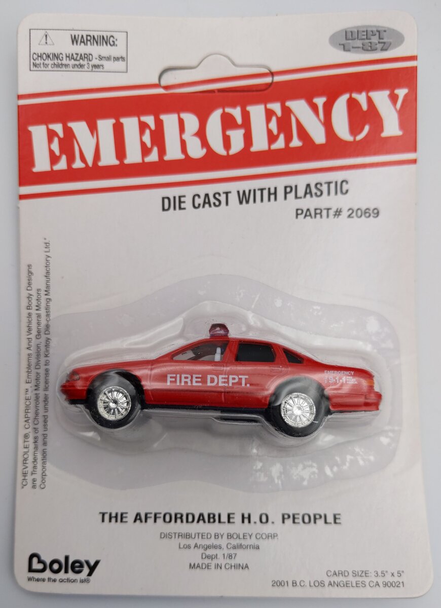 Boley 2069 1:87 Diecast Red Fire Department Chief Chevrolet Sudan